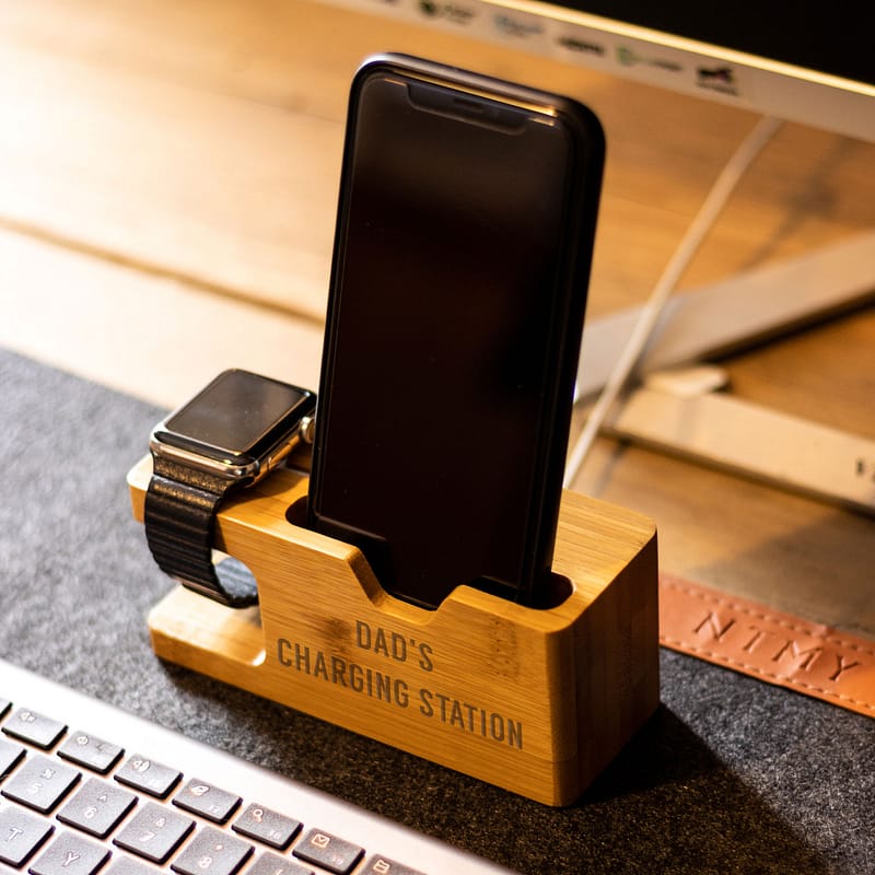 apple mobile phone and watch dock
